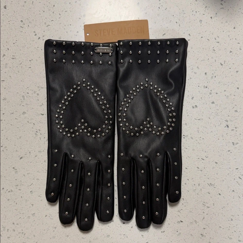 Steve Madden Black leather Gloves with Silver Studs